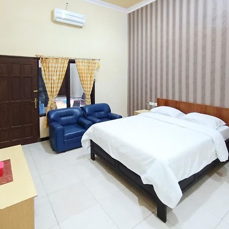 Gita Puri Redpartner Blitar Hotel Eksteriør billede